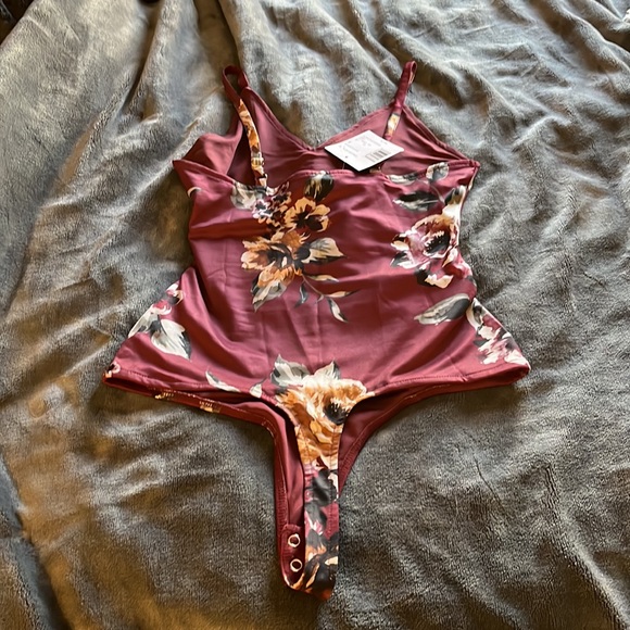 Guess body suit - Picture 2 of 9